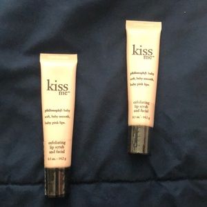 2 Unopened NWOT Philosophy Kiss Me